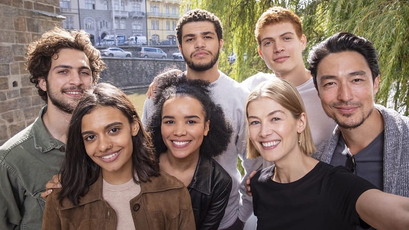 актеры знают когда выйдет сериал!