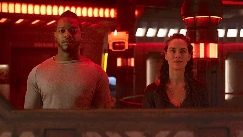 ждем премьеру научно-фантастического сериала Маяк 23