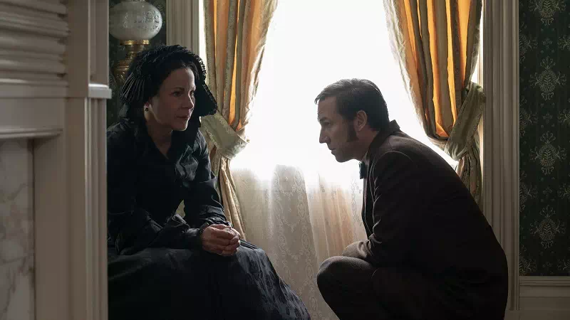 ждем премьеру детективного триллера «Охота» на Apple TV